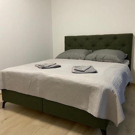 Ar Mykonos Oasis Apartment Kosice Luaran gambar