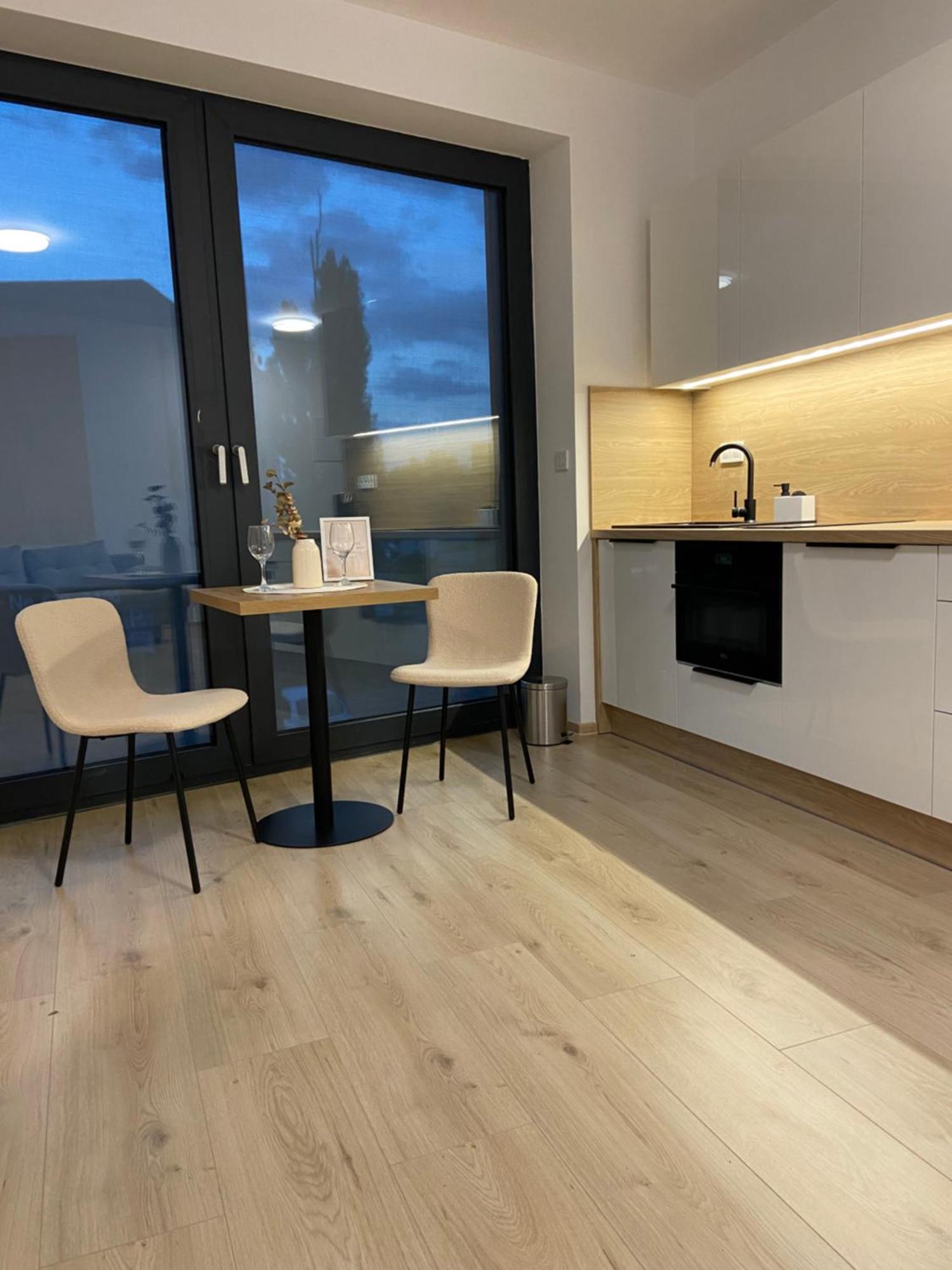 Ar Mykonos Oasis Apartment Kosice Luaran gambar